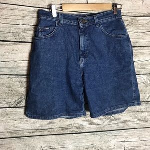 Lee original jeans denim bernuda Size 10L.Waist approx: 14 inches Inseam appr